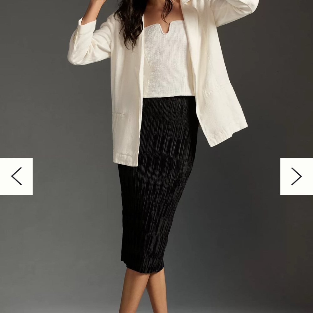 Linen Tulip Blazer by Anthropologie – Lightweight Linen Viscose Layer, Size 6 - Picture 6 of 14